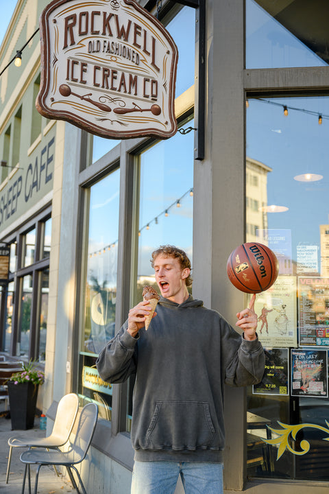 Richie Saunders "Tot King"